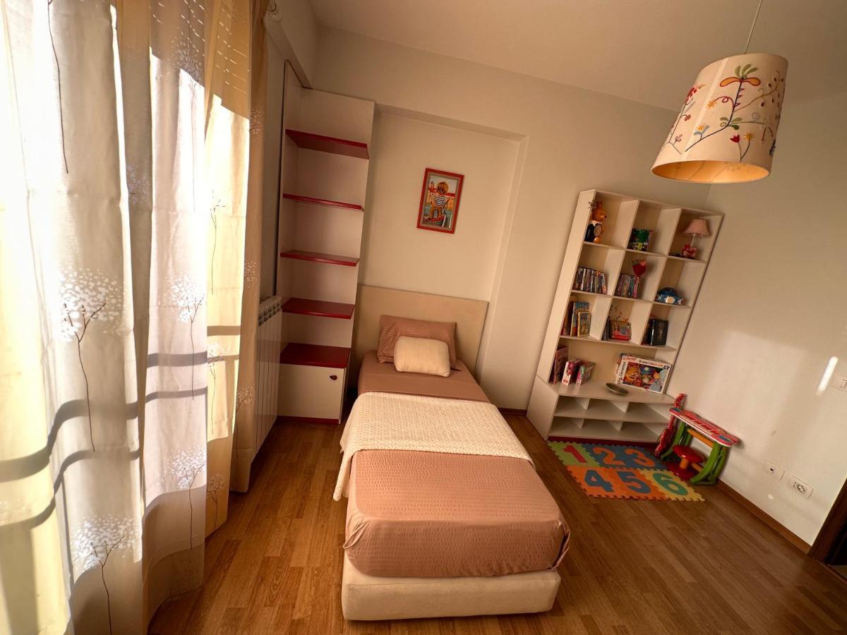 Апартаменти Casa Mia - Hidden Gem Near The New Boulevard Тирана Екстер'єр фото