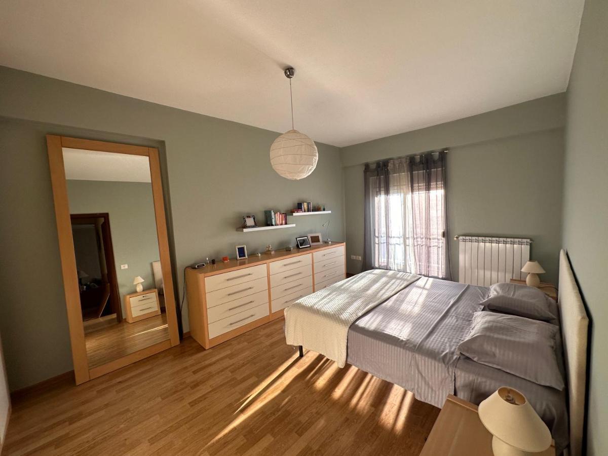 Апартаменти Casa Mia - Hidden Gem Near The New Boulevard Тирана Екстер'єр фото